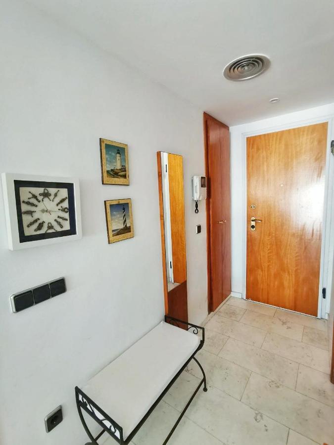Seafront Apartment In Бланес Екстер'єр фото